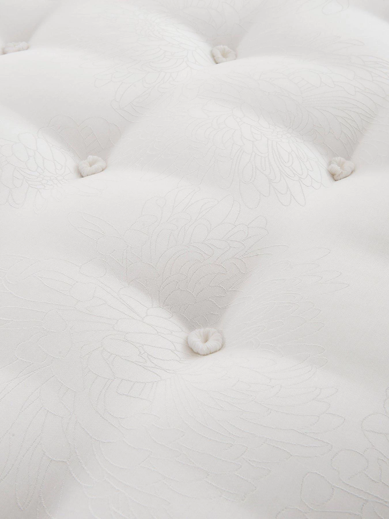 Silentnight Chloe Natural 2800 Pocket Ortho Mattress - Firm 6 Silentnight Chloe Natural 2800 Pocket Ortho Mattress - Firm - Image 4