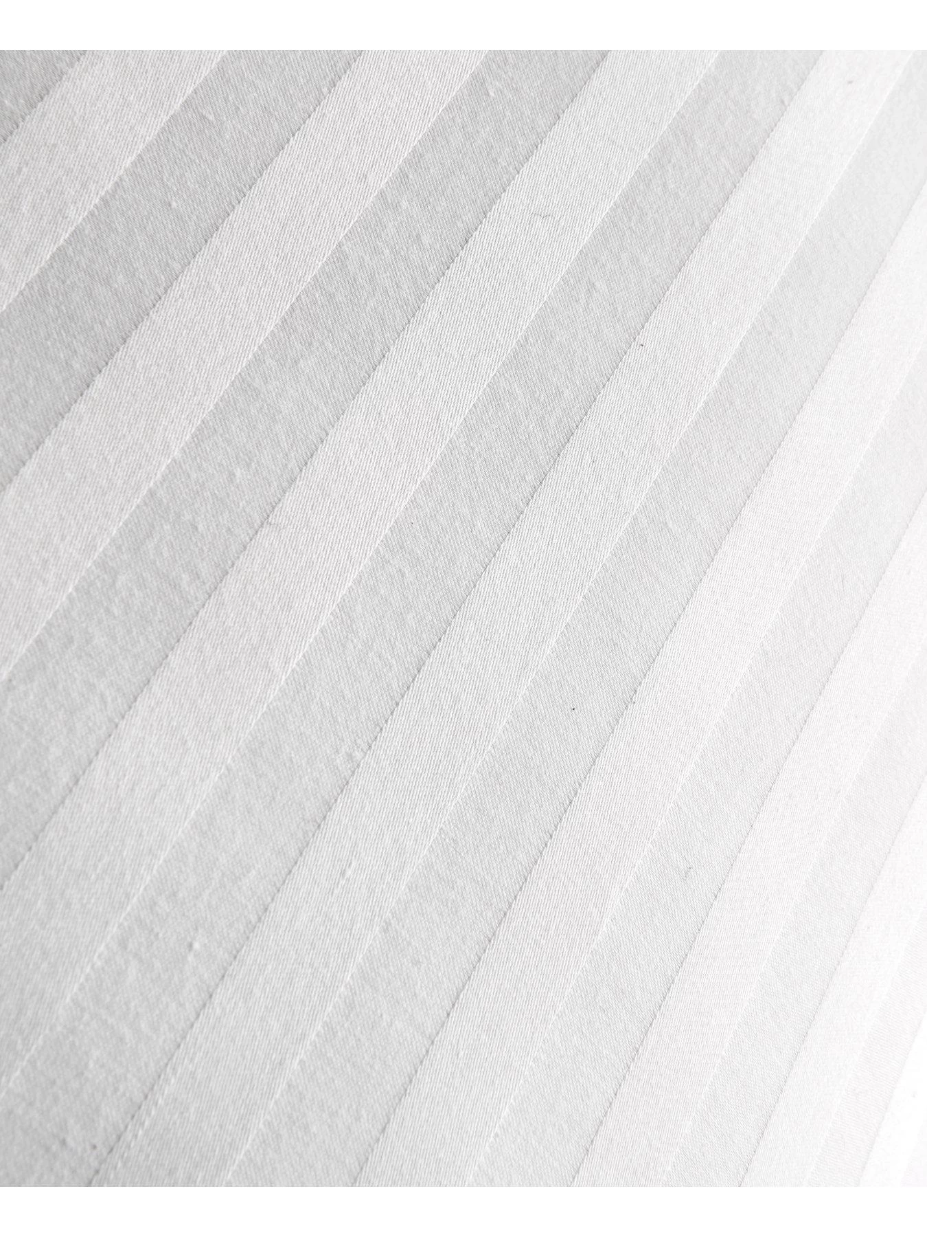 Very Home Ultimate Luxury White Goose Down 15 Tog Duvet 5 Very Home Ultimate Luxury White Goose Down 15 Tog Duvet - Image 3