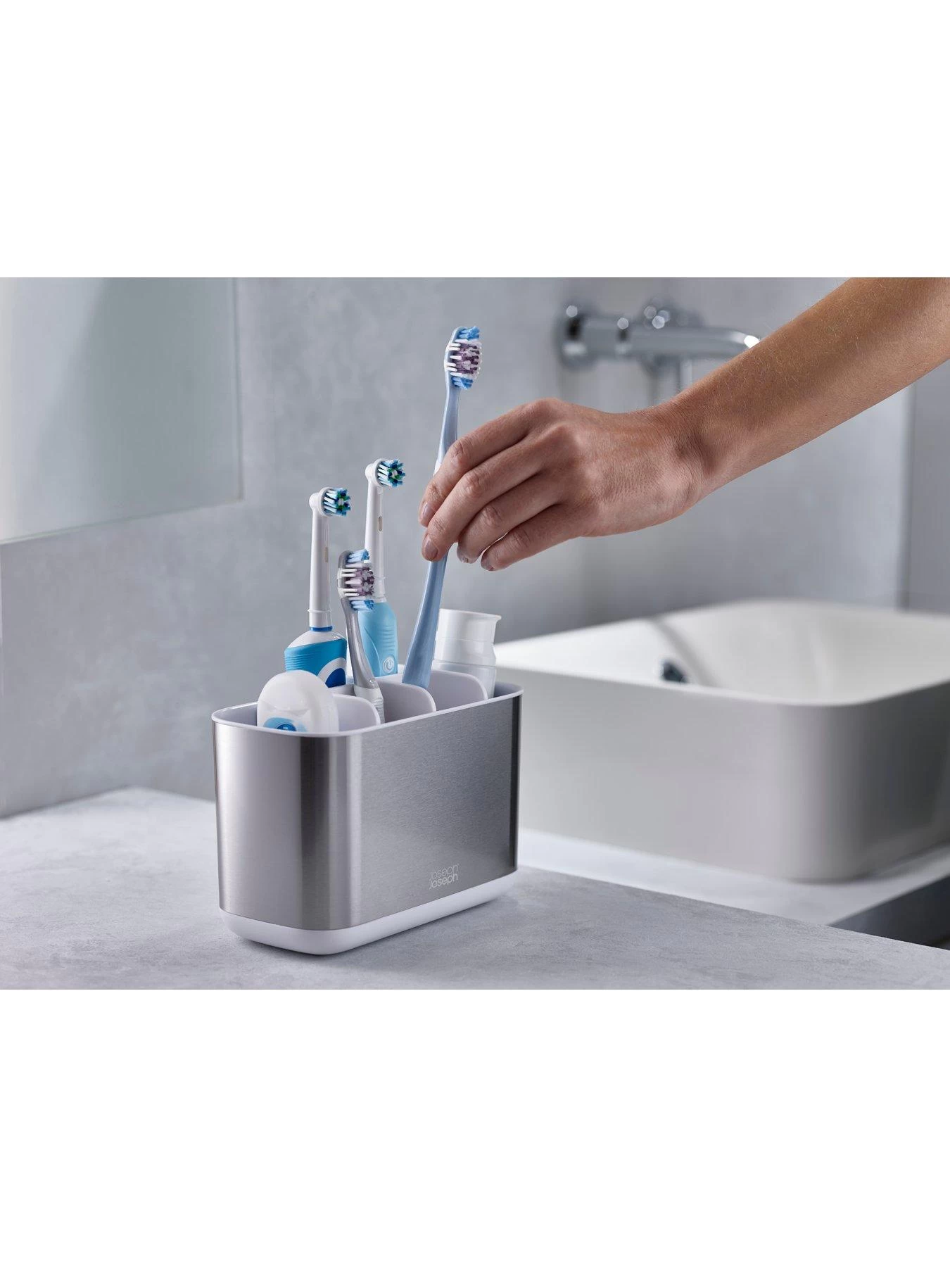 Joseph Joseph Easystore Steel Toothbrush Caddy Large 7 Joseph Joseph Easystore Steel Toothbrush Caddy Large - Image 5