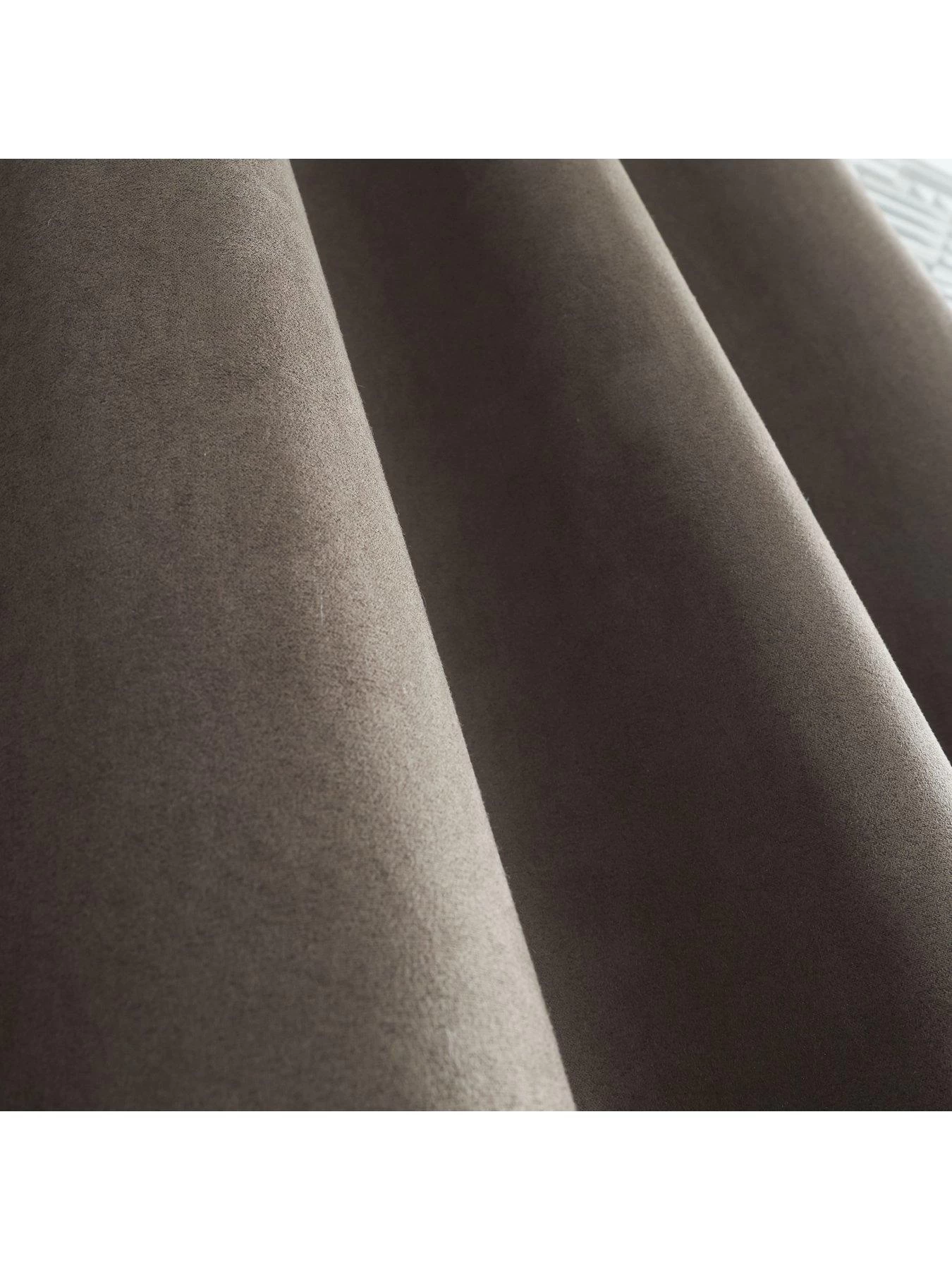 Catherine Lansfield Faux Suede Eyelet Lined Curtains 5 Catherine Lansfield Faux Suede Eyelet Lined Curtains - Image 3