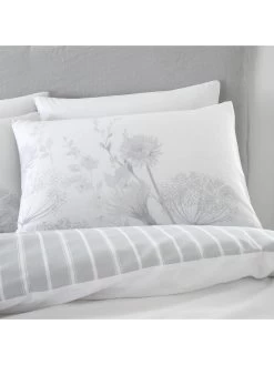 Catherine Lansfield Meadowsweet Floral Duvet Cover Set - White 9 Catherine Lansfield Meadowsweet Floral Duvet Cover Set - White -Home Comprehensive RHFUV SQ3 0000000013 WHITE SLd