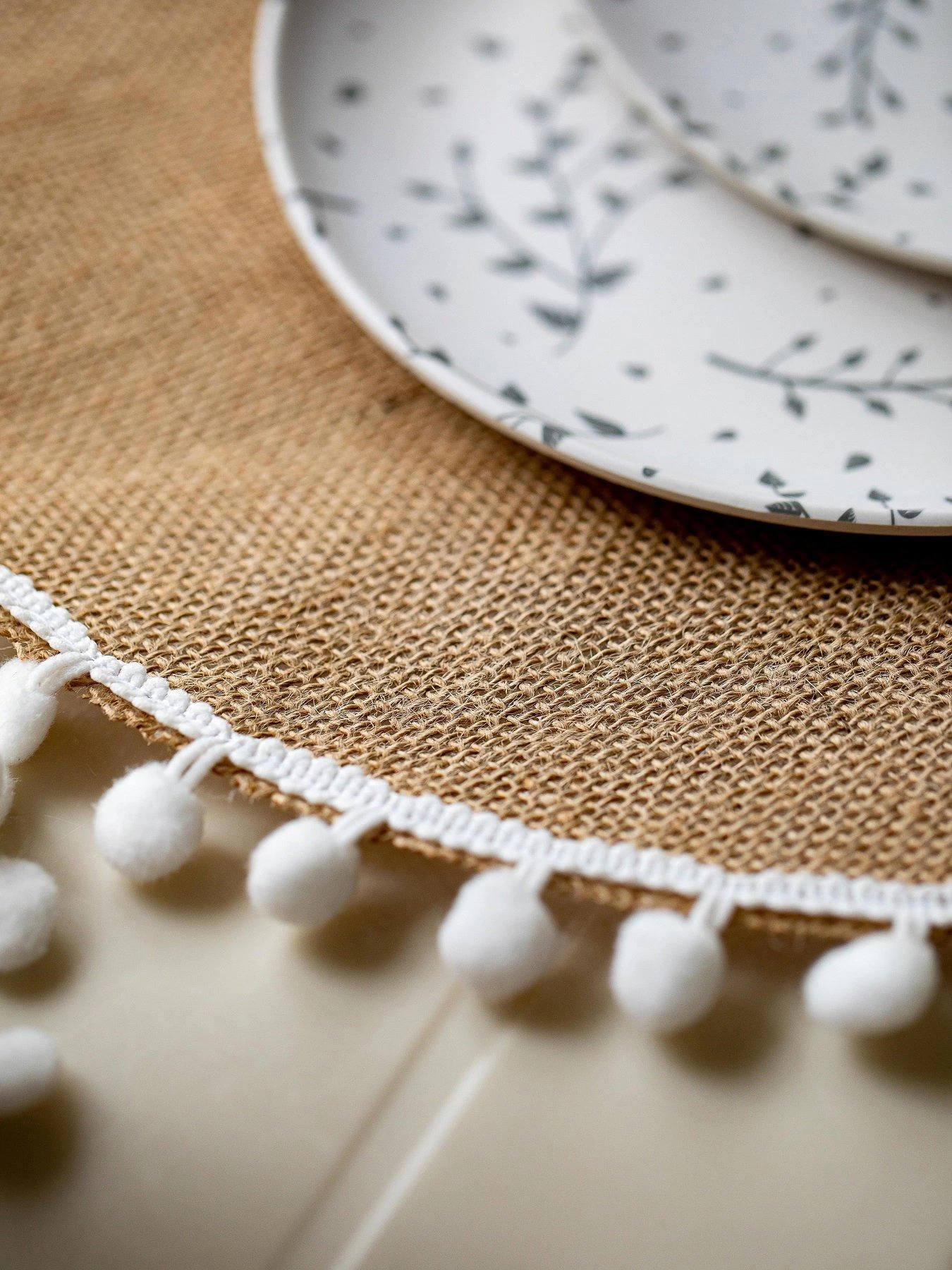 KitchenCraft Pom Pom Hessian Set Of 4 Round Placemats 4 KitchenCraft Pom Pom Hessian Set Of 4 Round Placemats - Image 2