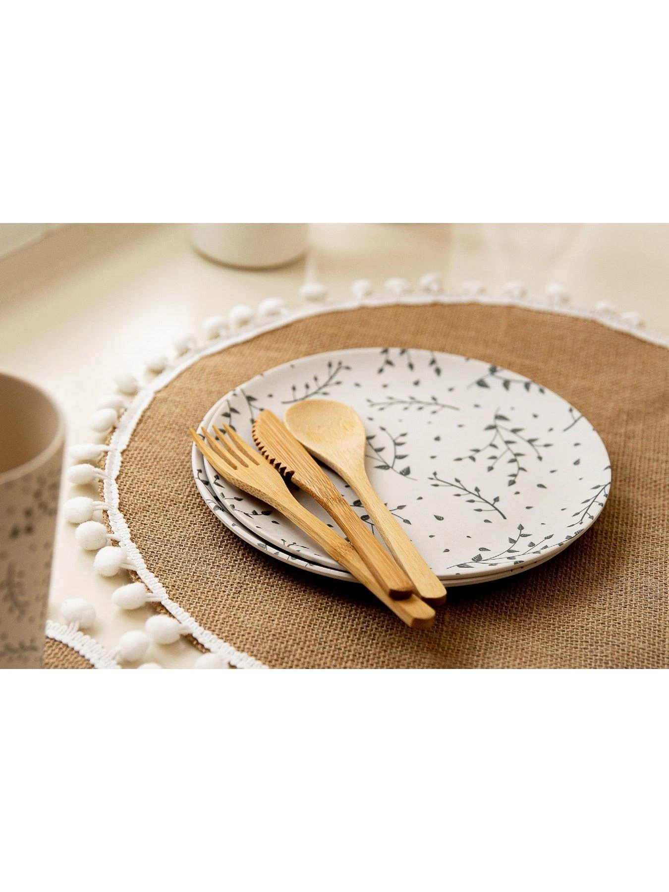 KitchenCraft Pom Pom Hessian Set Of 4 Round Placemats 5 KitchenCraft Pom Pom Hessian Set Of 4 Round Placemats - Image 3