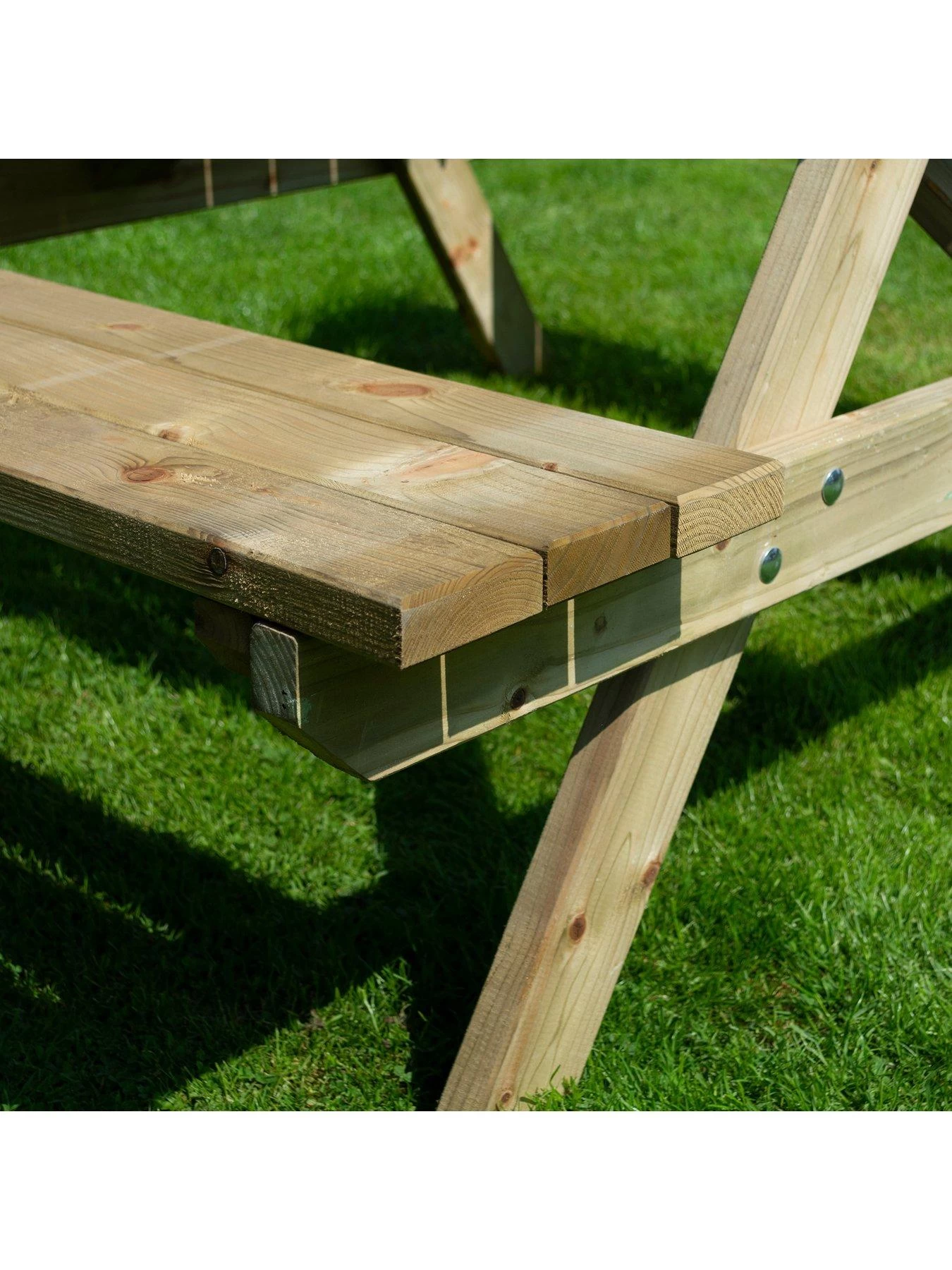 Rowlinson 4ft Picnic Bench 9 Rowlinson 4ft Picnic Bench - Image 7