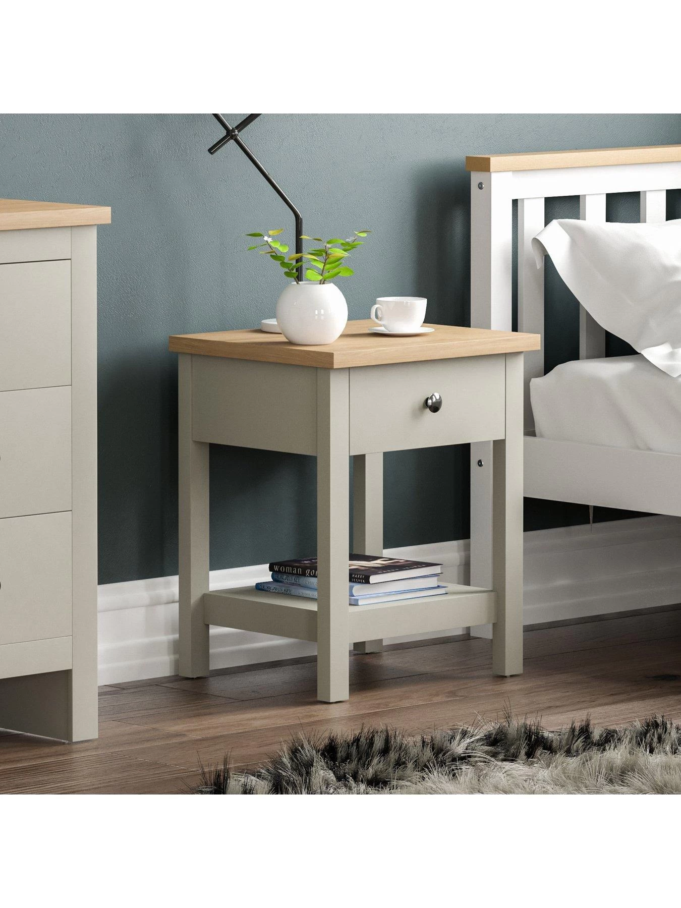 Vida Designs Arlington 1 Drawer Side Table - Grey 3 Vida Designs Arlington 1 Drawer Side Table - Grey