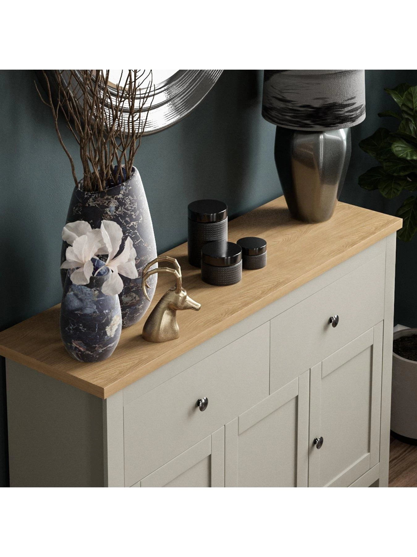 Vida Designs Arlington 2 Drawer, 3 Door Sideboard 6 Vida Designs Arlington 2 Drawer, 3 Door Sideboard - Image 4