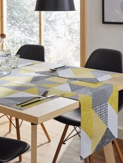 Catherine Lansfield Larrson Ochre Table Runner -Home Comprehensive TLM63 SQ3 0000001323 OCHRE SLd1