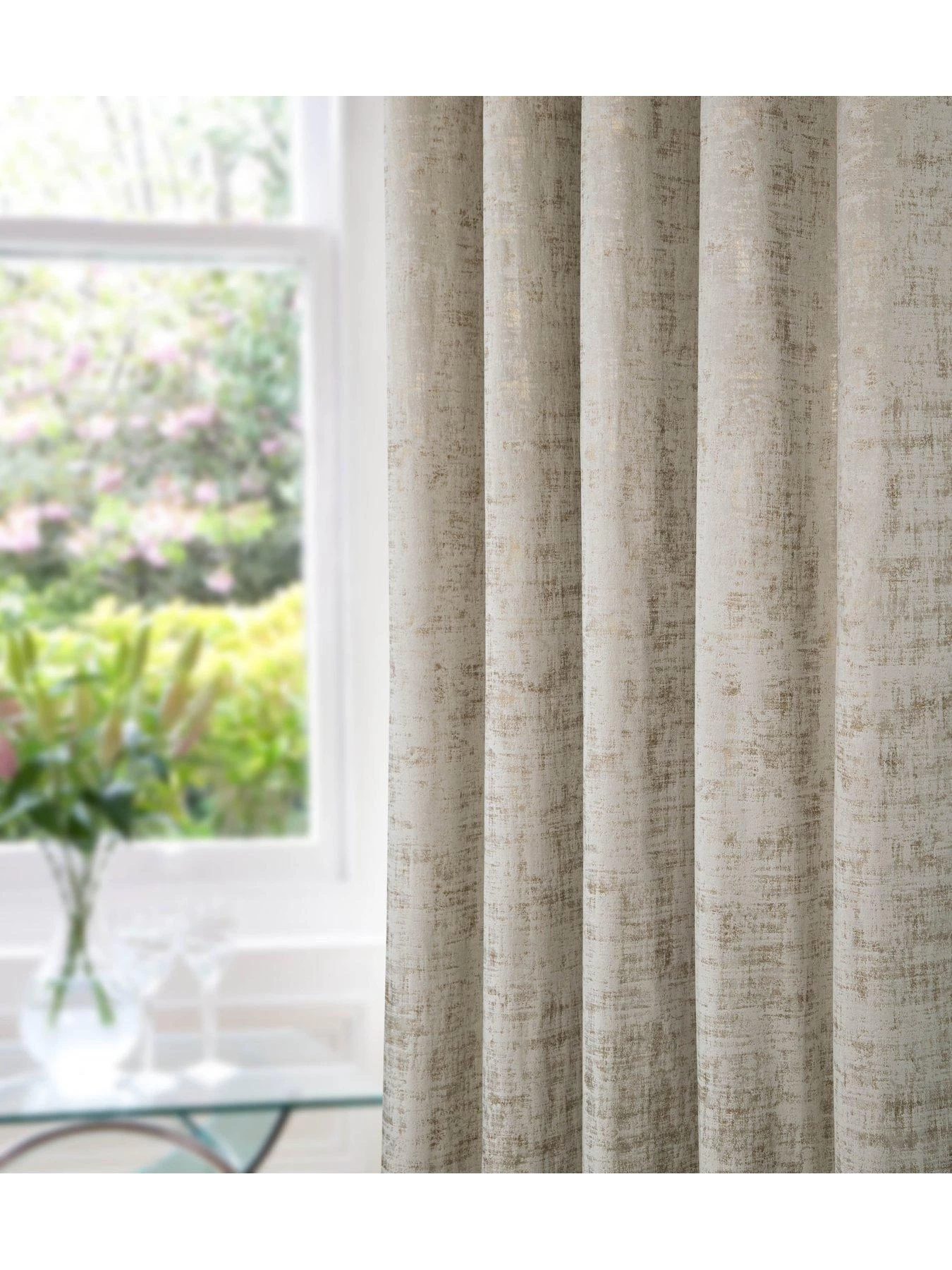 Very Home Venice Therma Lined Eyelet Curtains 3 Very Home Venice Therma Lined Eyelet Curtains