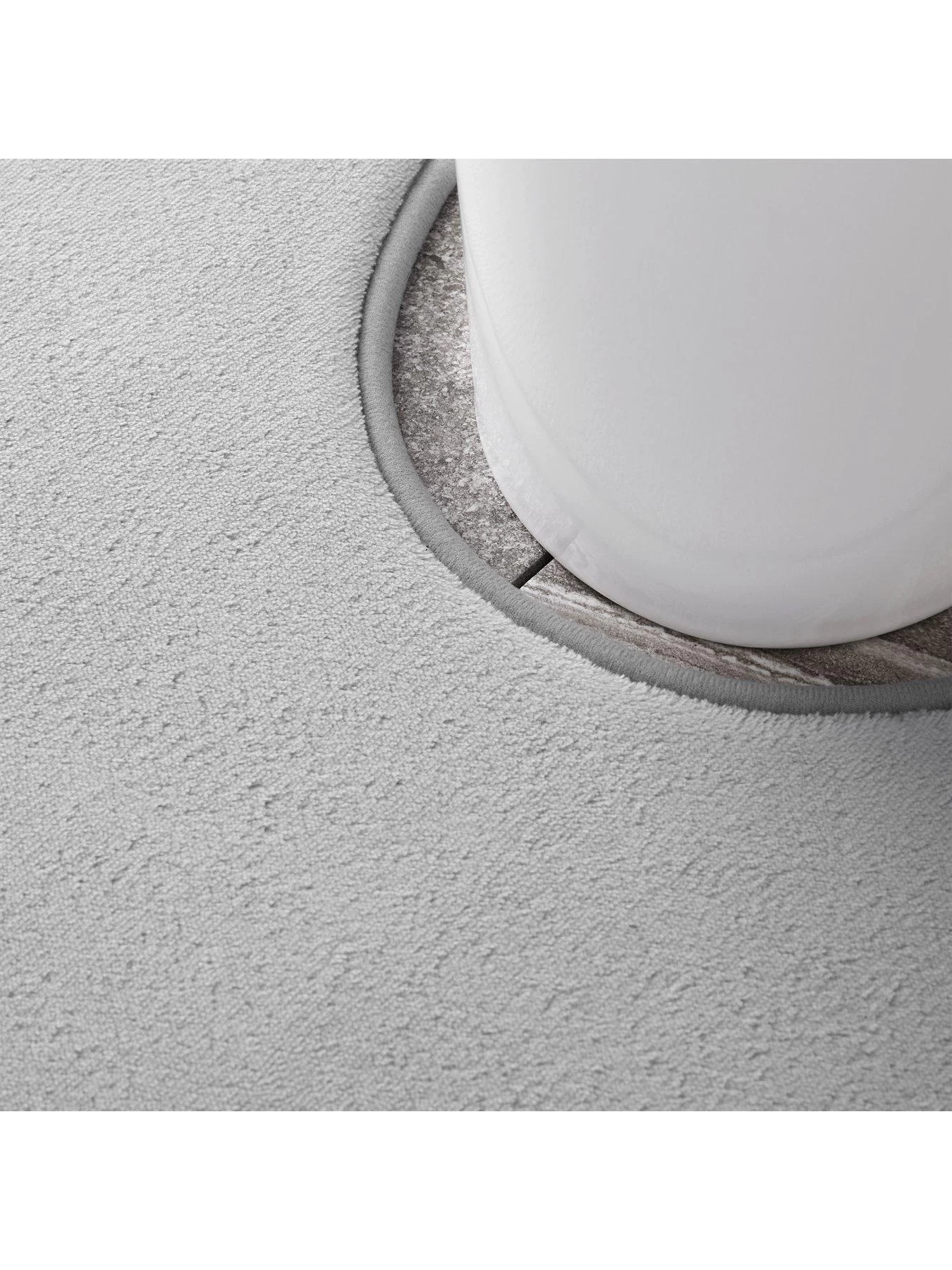 Catherine Lansfield Anti-Bacterial Memory Foam Bath And Pedestal Mat Set 6 Catherine Lansfield Anti-Bacterial Memory Foam Bath And Pedestal Mat Set - Image 4