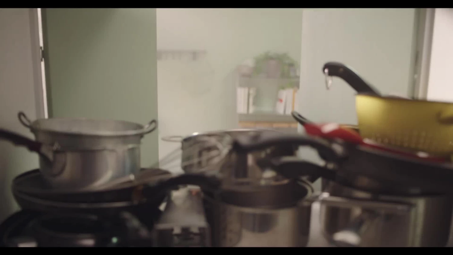 Tefal Ingenio 3pc Removable Handle, Stackable Induction Pan Set L3979053 9 Tefal Ingenio 3pc Removable Handle, Stackable Induction Pan Set L3979053 - Image 7