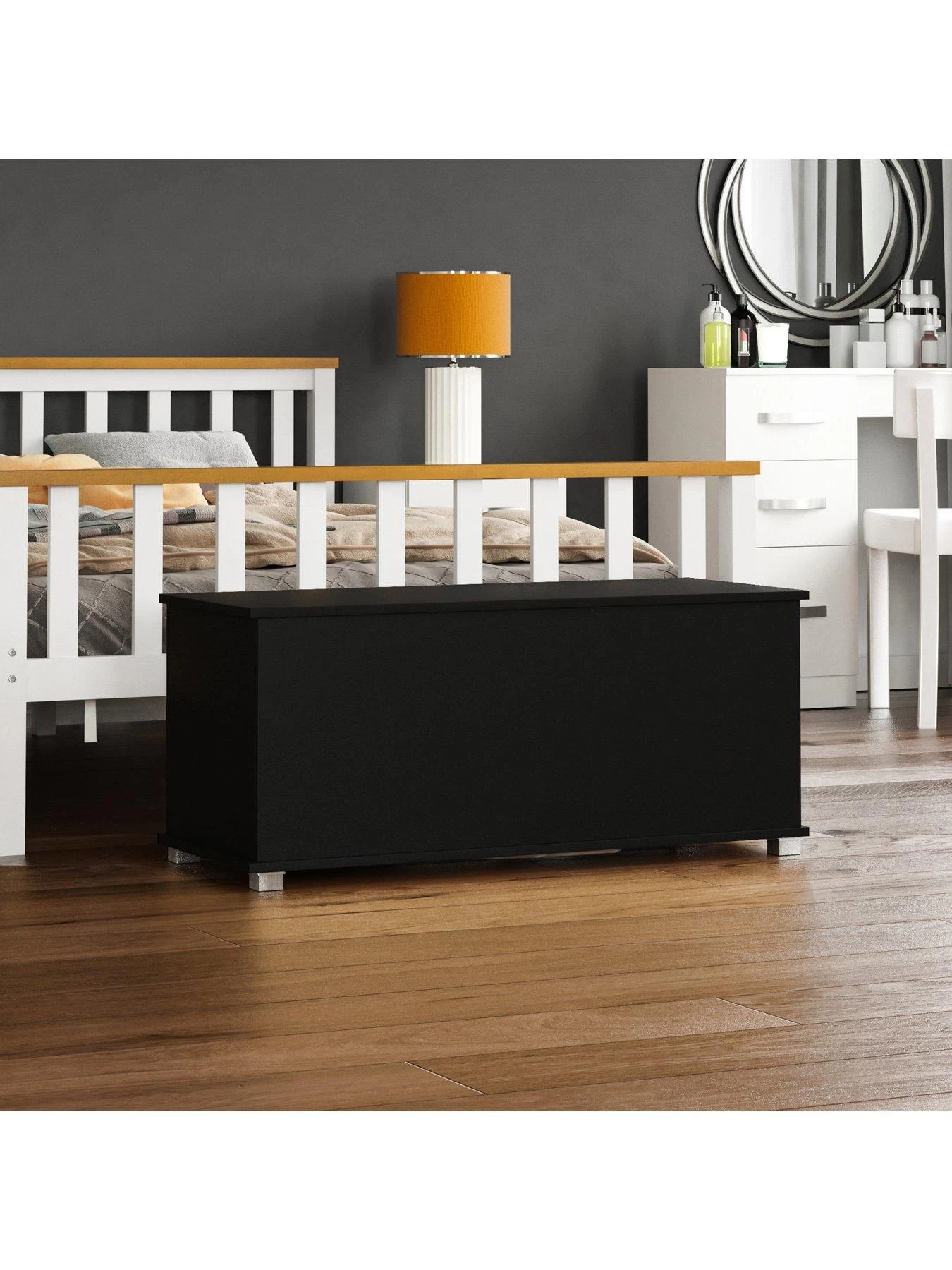 Vida Designs Leon Storage Ottoman - Black 4 Vida Designs Leon Storage Ottoman - Black - Image 2