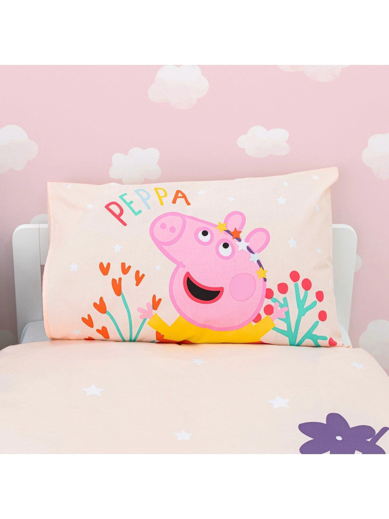Peppa Pig Magic Junior Panel Duvet - Pink 5 Peppa Pig Magic Junior Panel Duvet - Pink - Image 3
