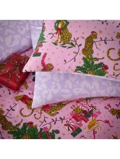 Furn Purrfect Christmas Duvet Cover Set In Pink -Home Comprehensive V6JV7 SQ4 0000000063 PINK SLd1