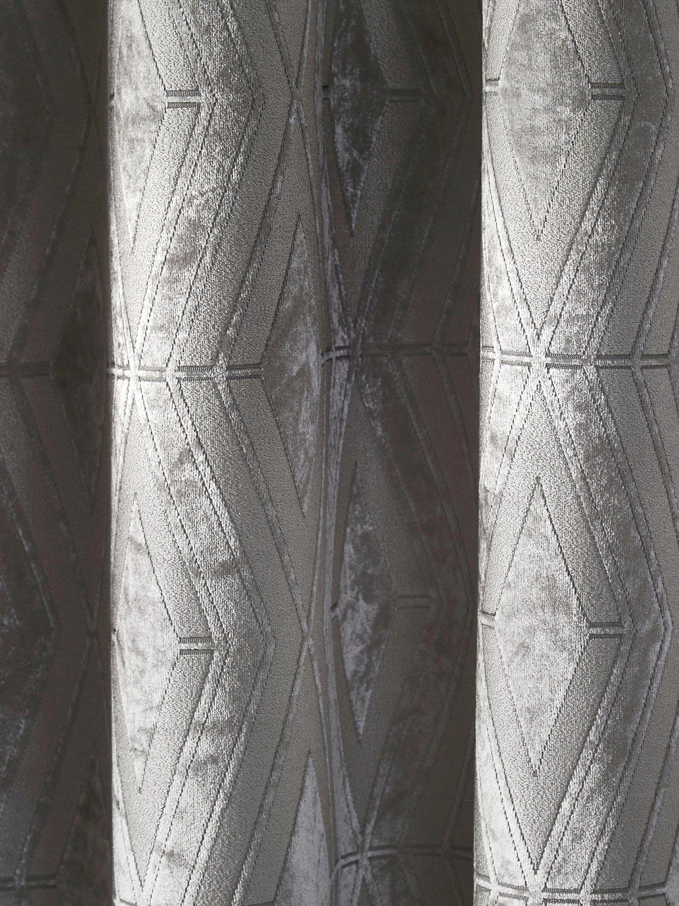 Curtina Marco Eyelet Curtains 5 Curtina Marco Eyelet Curtains - Image 3