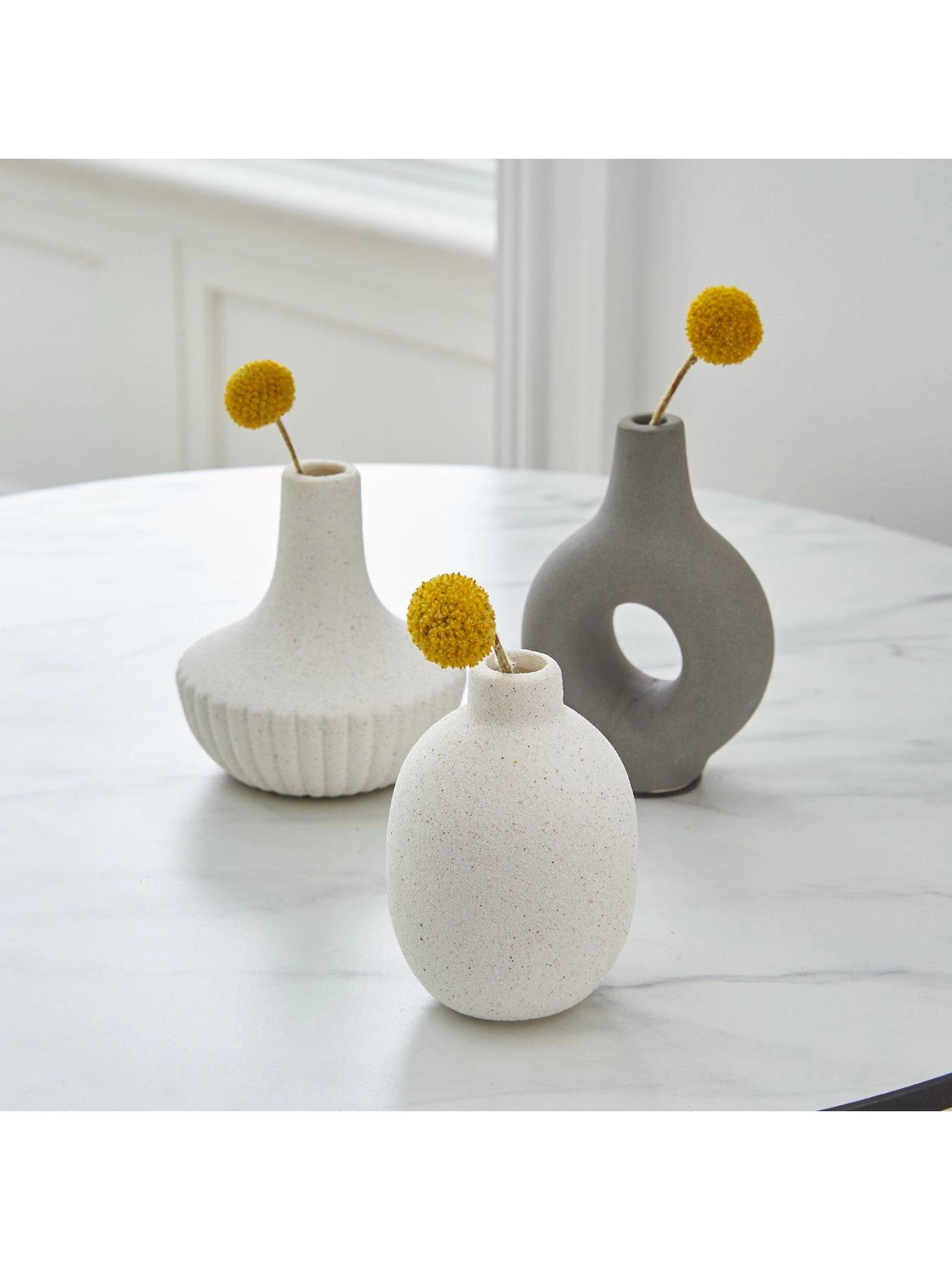 Very Home Set Of 3 Mini Vases 7 Very Home Set Of 3 Mini Vases - Image 5