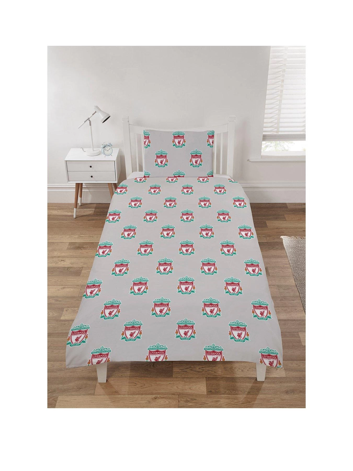 Liverpool FC The Kop Single Duvet Cover Set - Red 4 Liverpool FC The Kop Single Duvet Cover Set - Red - Image 2