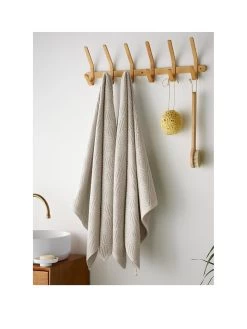 Catherine Lansfield Diamond Geo Sculpted Bath Sheet Pair