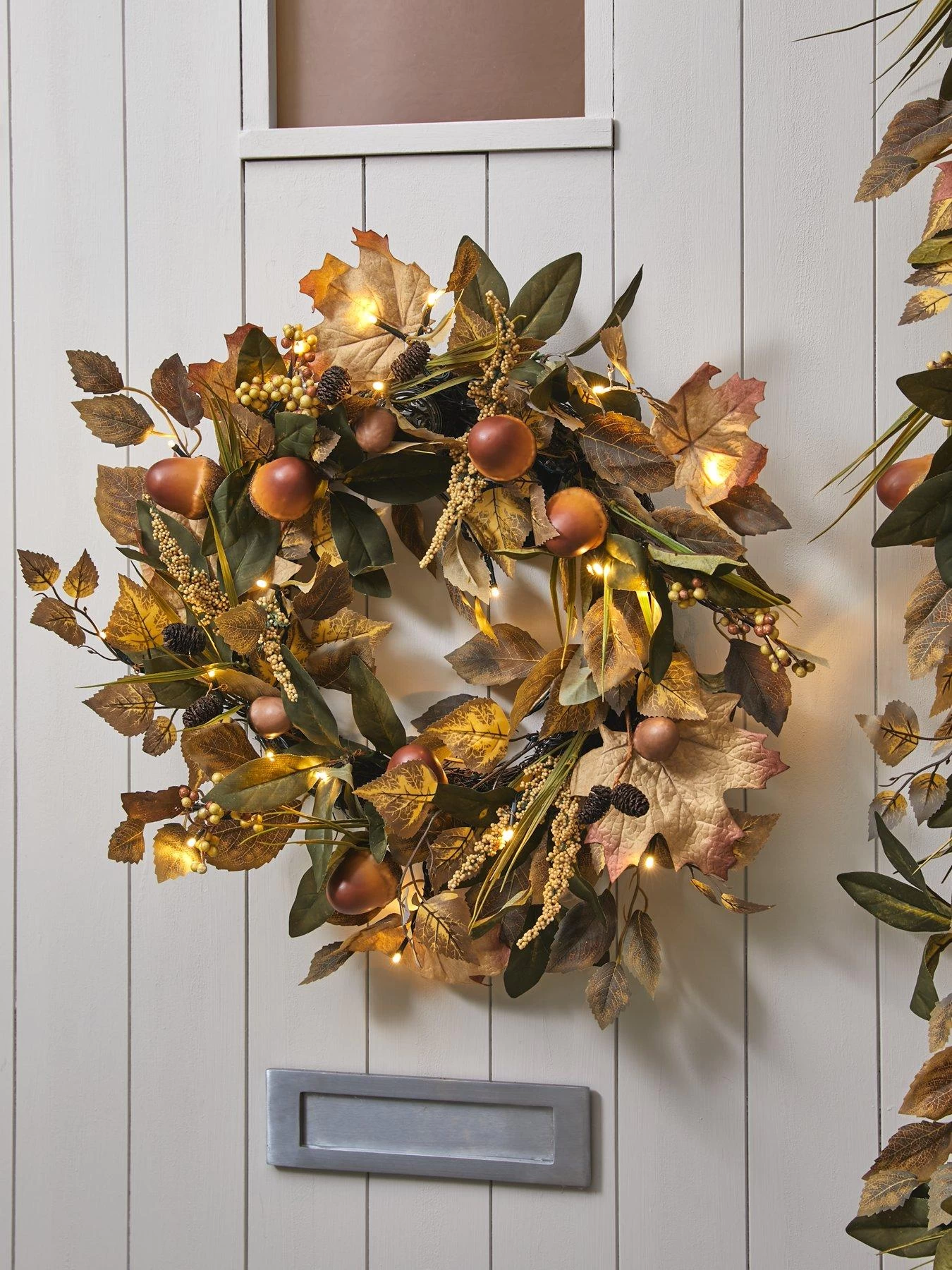 Very Home Natural And Acorn Pre Lit Autumn Wreath - 60 Cm 3 Very Home Natural And Acorn Pre Lit Autumn Wreath - 60 Cm