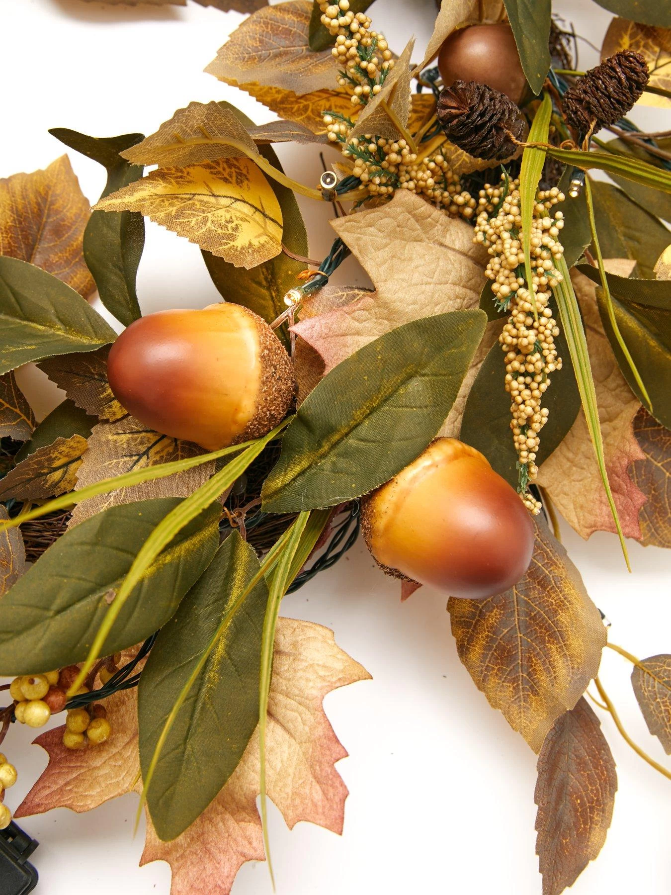 Very Home Natural And Acorn Pre Lit Autumn Wreath - 60 Cm 8 Very Home Natural And Acorn Pre Lit Autumn Wreath - 60 Cm - Image 6