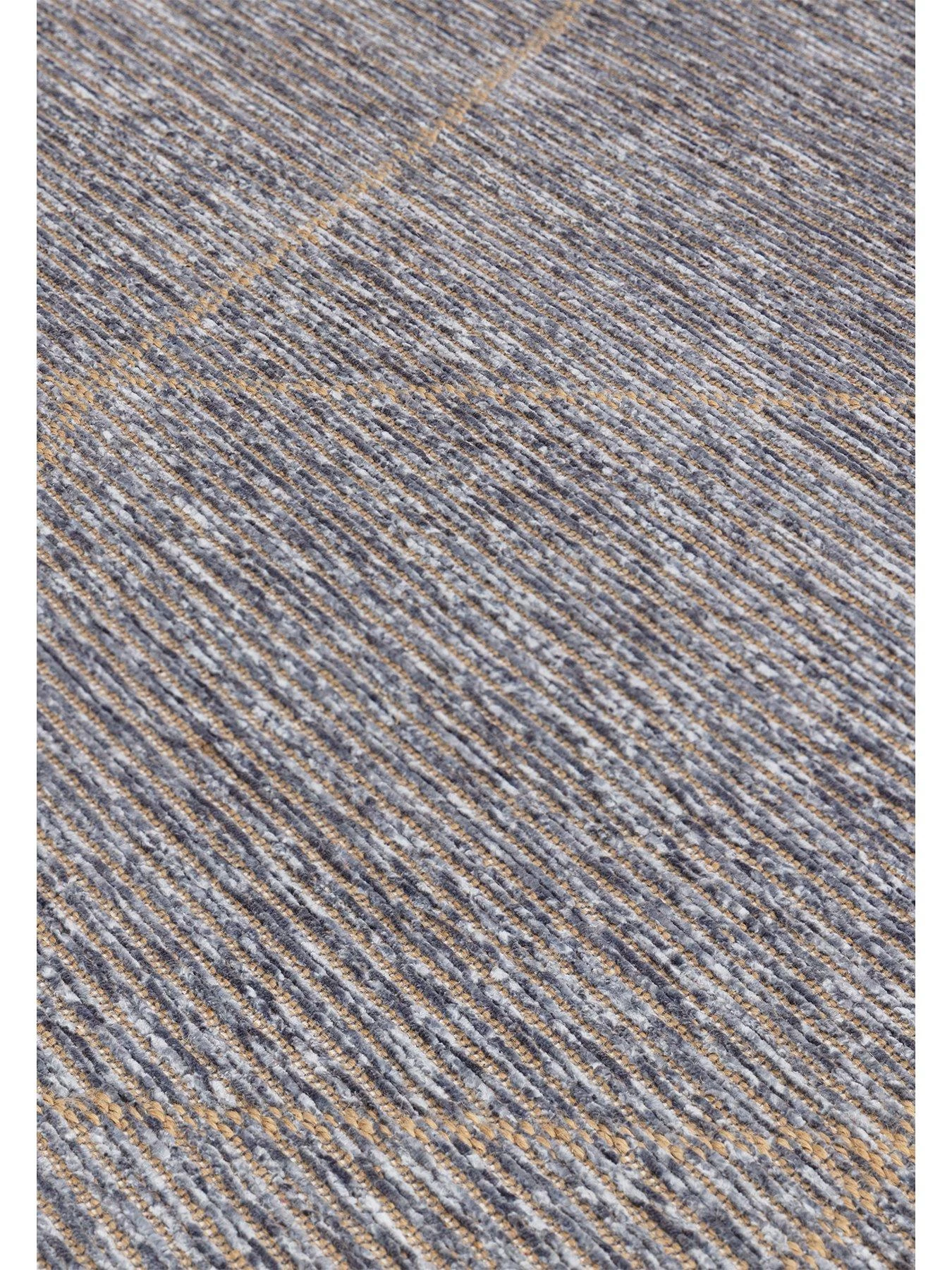 Asiatic Mulberry Diamond Rug 8 Asiatic Mulberry Diamond Rug - Image 6