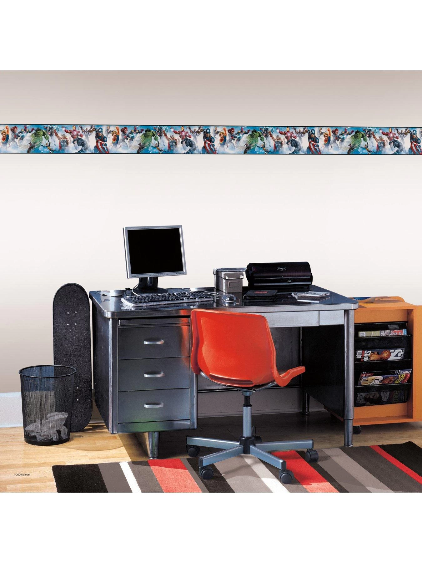 Fine Décor Avengers Gallery Peel And Stick Wall Decal Border 4 Fine Décor Avengers Gallery Peel And Stick Wall Decal Border - Image 2