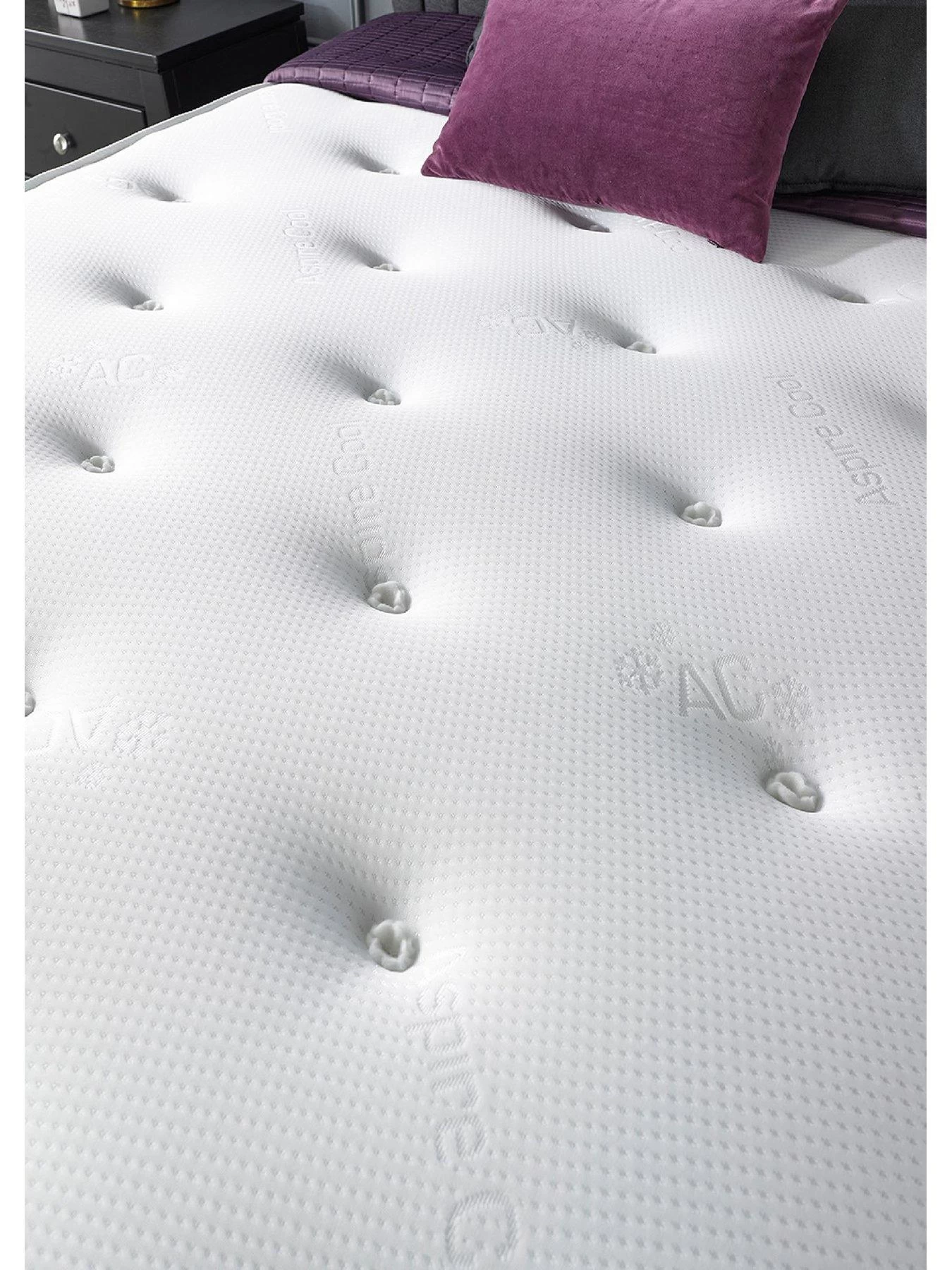 Aspire 1000 Tufted Pocket+ Mattress 5 Aspire 1000 Tufted Pocket+ Mattress - Image 3