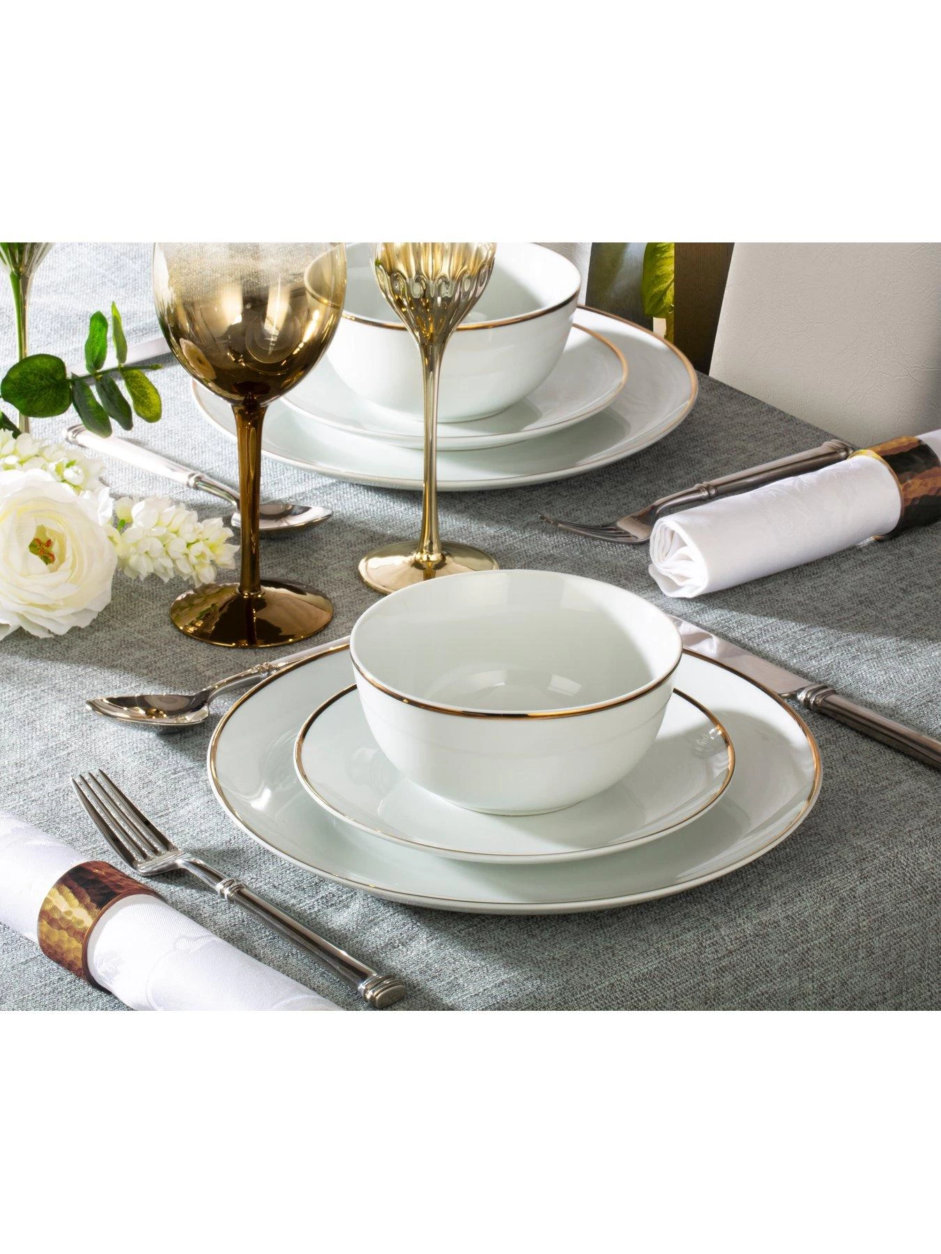 WATERSIDE 12 Piece Gold Rim Dinner Set 5 WATERSIDE 12 Piece Gold Rim Dinner Set - Image 3
