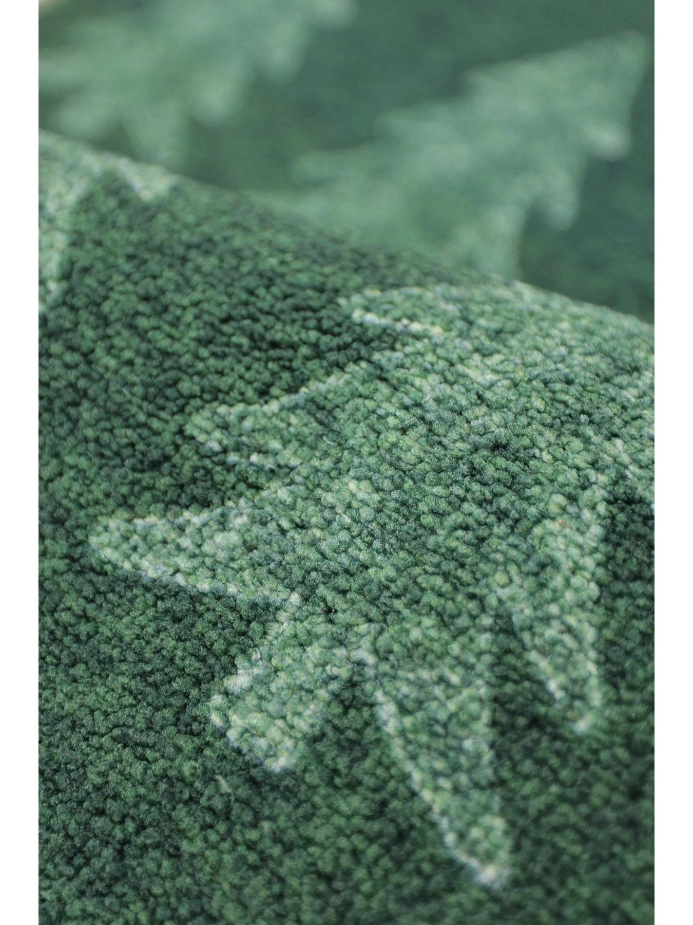 Pine Christmas Tree Runner And Doormat Set 5 Pine Christmas Tree Runner And Doormat Set - Image 3