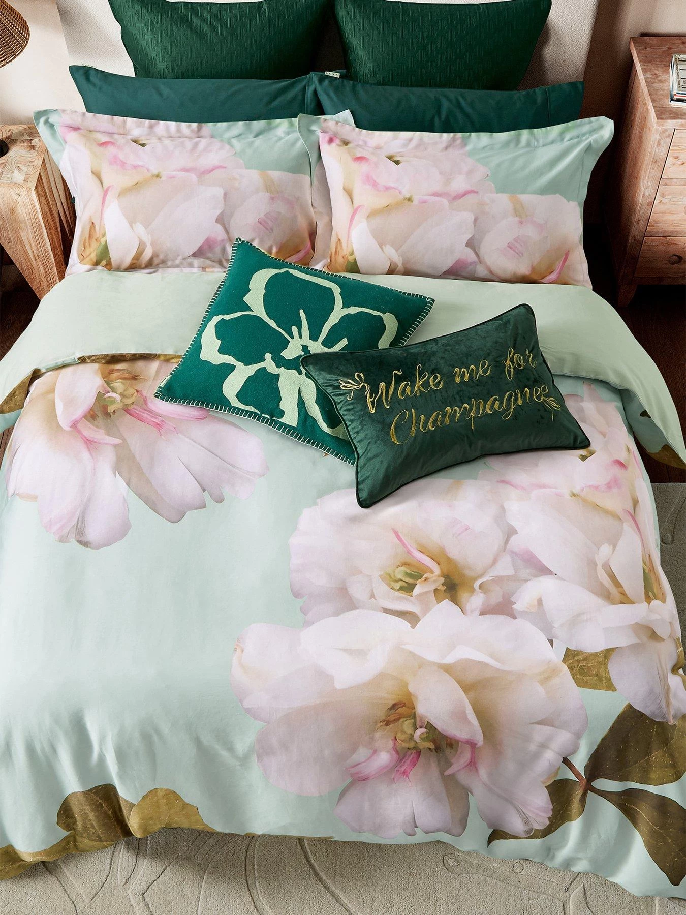 Ted Baker Gardenia 100% Cotton Sateen Duvet Cover Set 7 Ted Baker Gardenia 100% Cotton Sateen Duvet Cover Set - Image 5