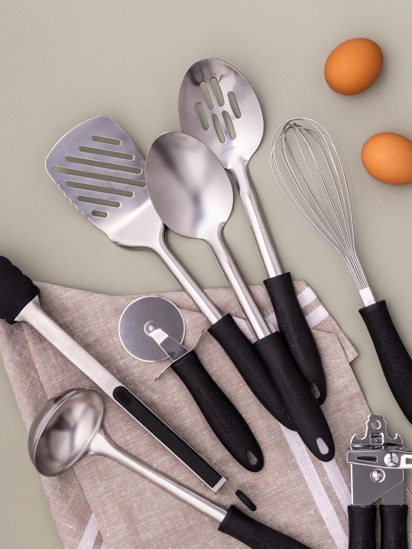 Mason Cash Essentials 12 Piece Utensil Set 8 Mason Cash Essentials 12 Piece Utensil Set - Image 6