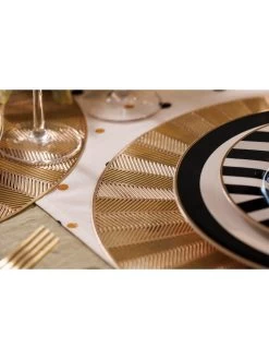 Mikasa Mk Round Placemat Set Of 4 Gold Pu -Home Comprehensive VQ7FQ SQ3 0000000088 NO COLOR SLd1