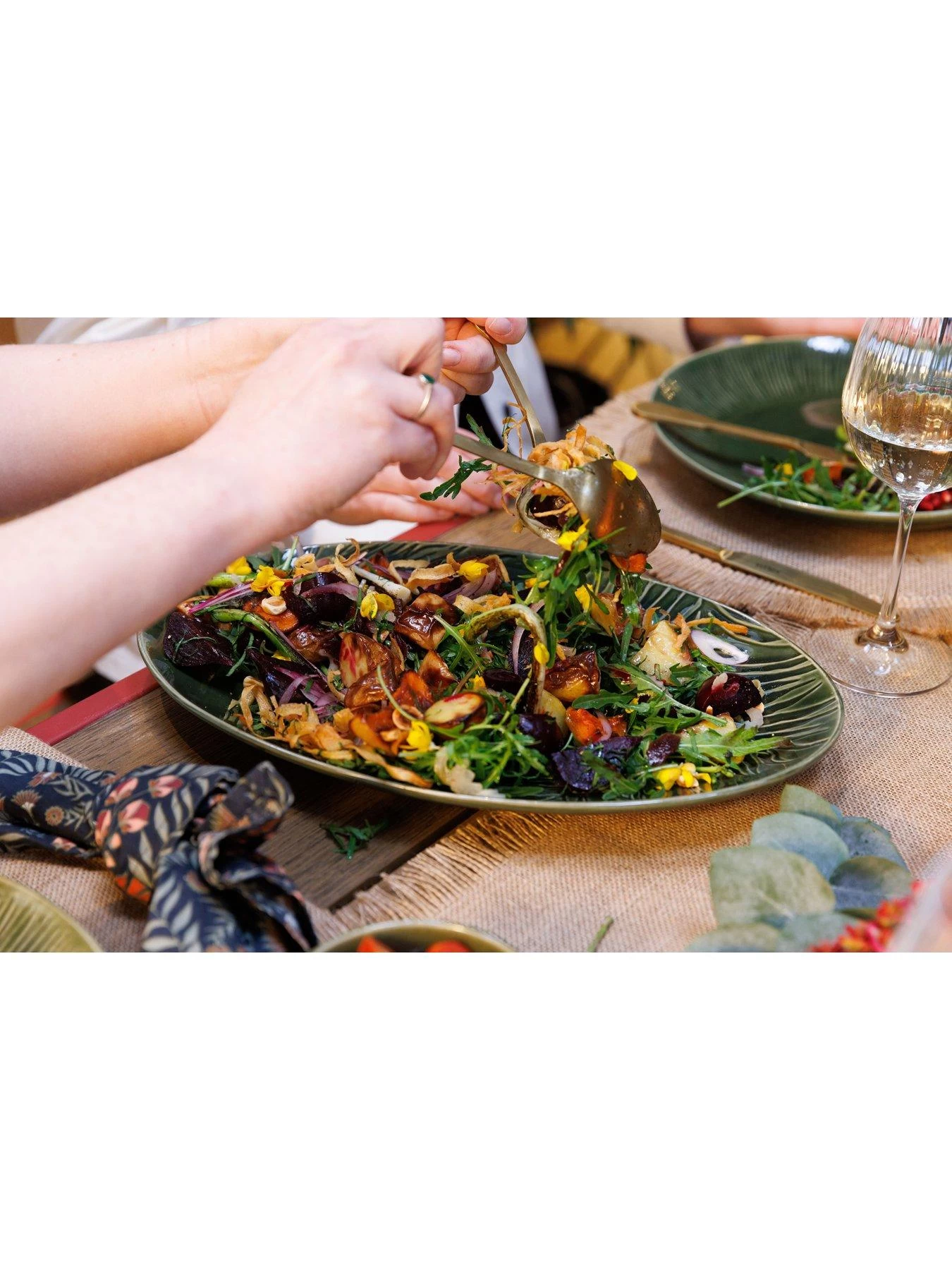 Mikasa Jardin Oval Serving Platter 7 Mikasa Jardin Oval Serving Platter - Image 5