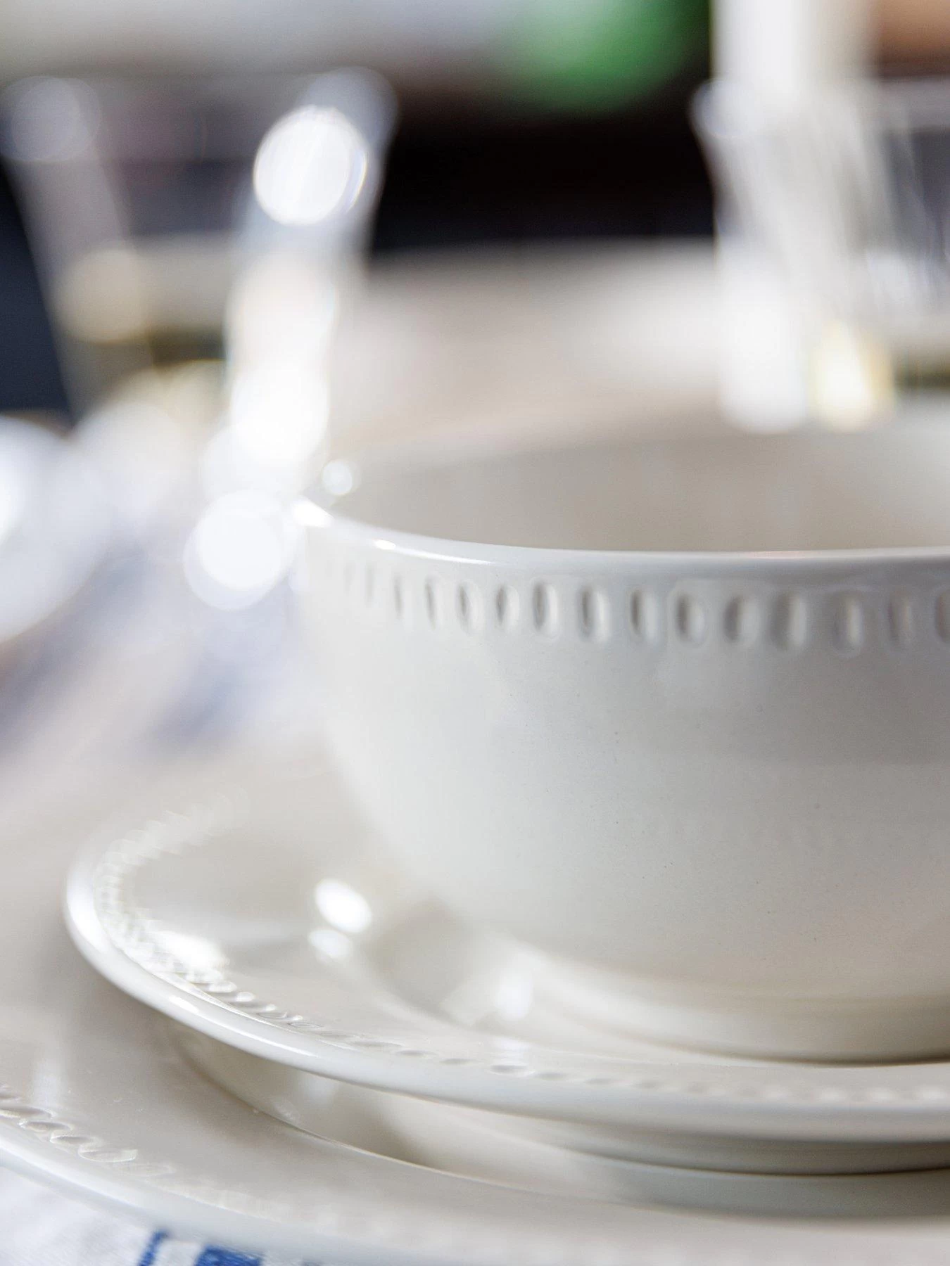 Mikasa Cranborne Set Of 4 Cereal Bowls 4 Mikasa Cranborne Set Of 4 Cereal Bowls - Image 2