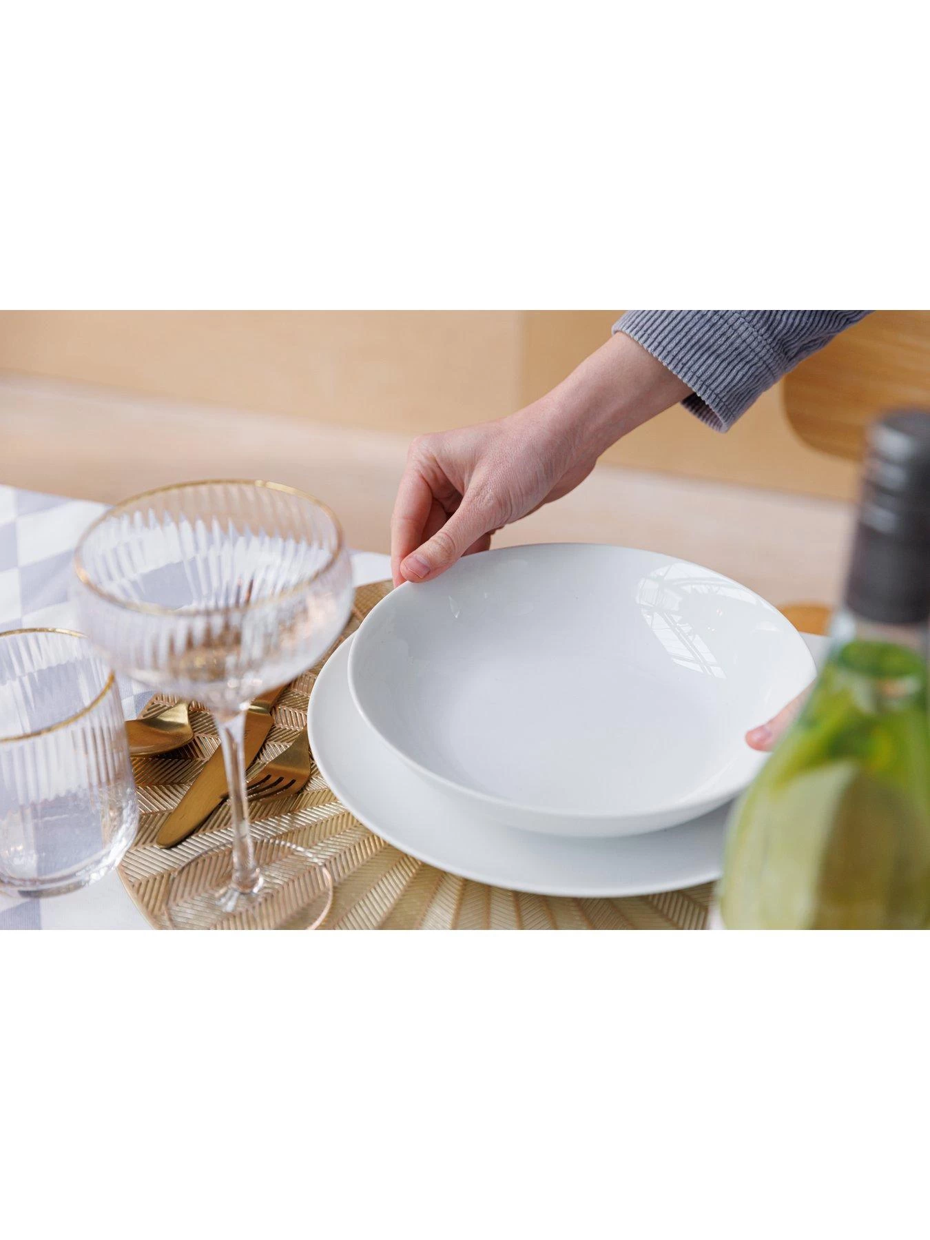 Mikasa Chalk Set Of 4 Pasta Bowls 4 Mikasa Chalk Set Of 4 Pasta Bowls - Image 2