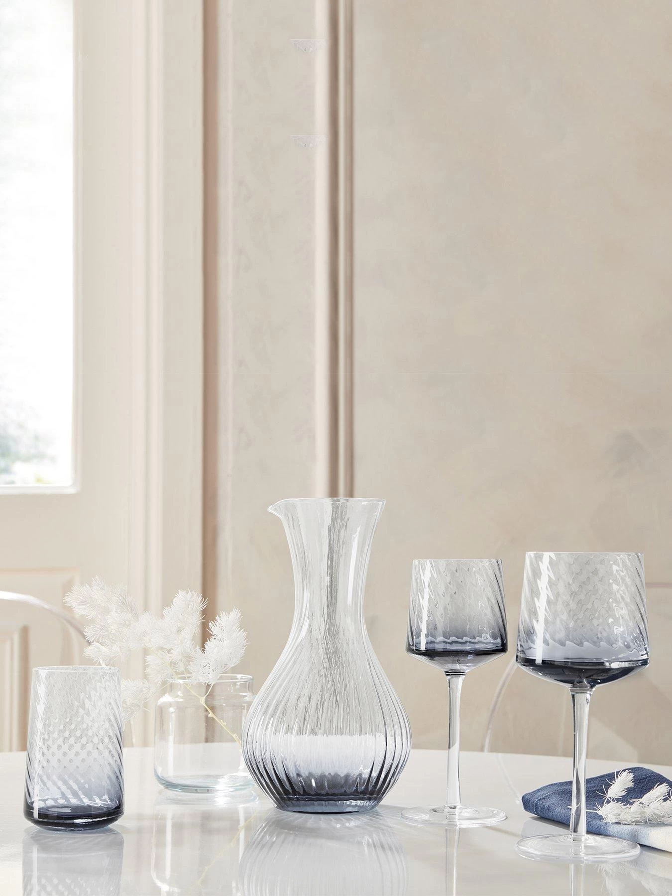 Denby Modern Deco Set Of 2 Gin Glasses 4 Denby Modern Deco Set Of 2 Gin Glasses - Image 2